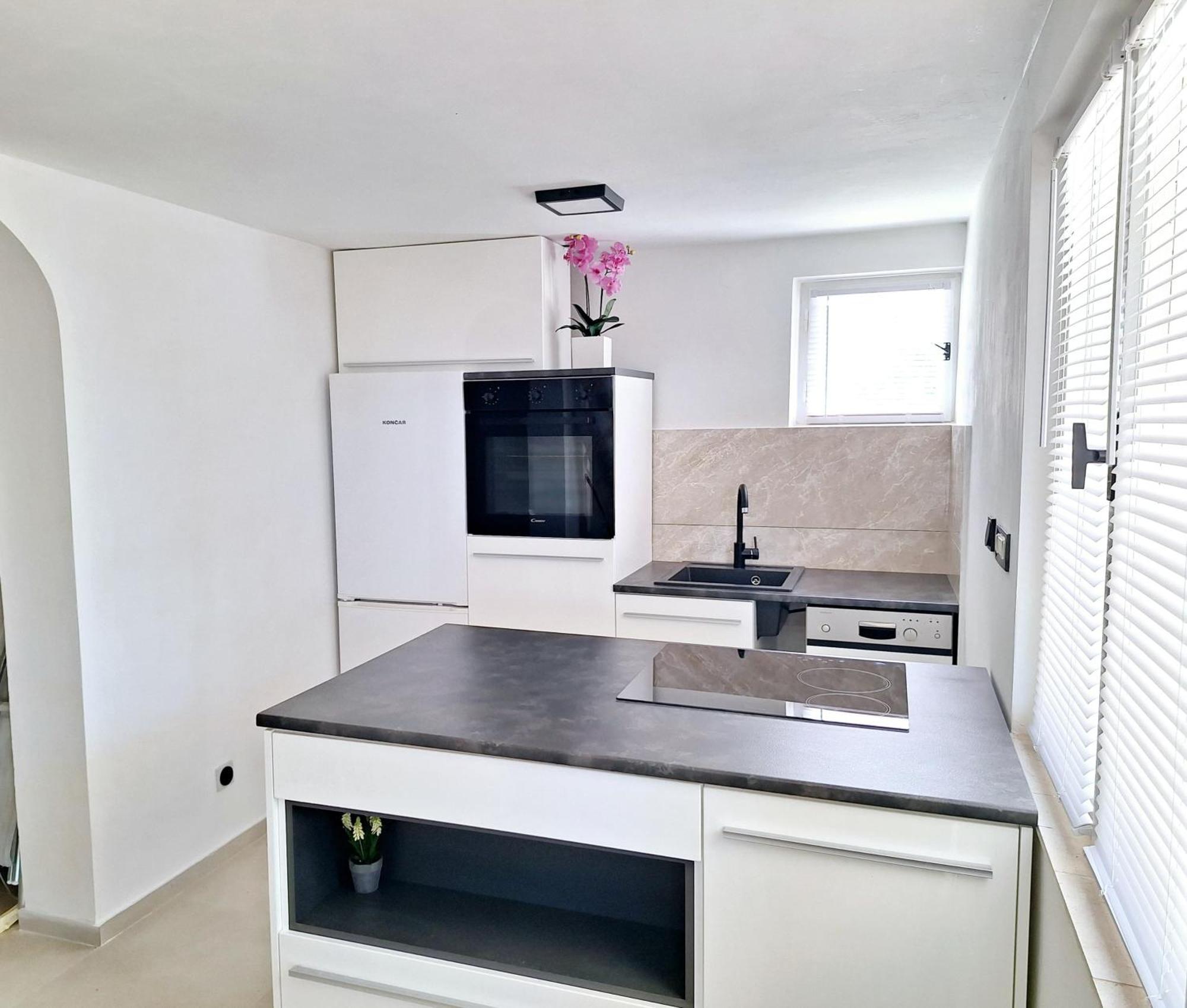 Apartman Ena By The Sea Prižba Extérieur photo